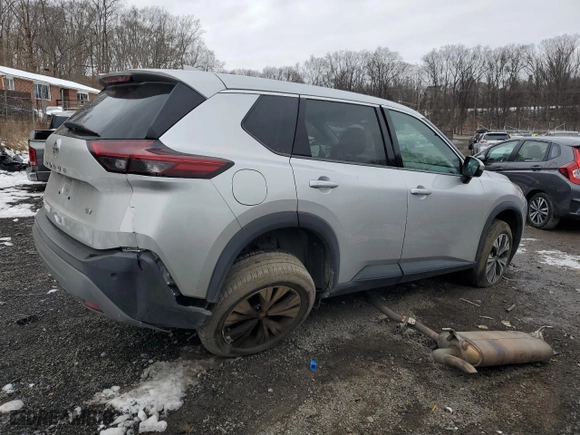 2021 Nissan Rogue SV with VIN 5N1AT3BA3MC778165, listed as a Copart auction lot 86814844 with 76,082 mi miles and Salvage Title. Bid and sale history available at carsss.com. Image 3.