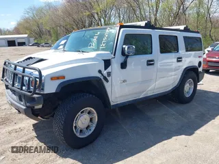 2003 Hummer H2 z VIN 5GRGN23U83H120658, wystawiony jako IAAI lot #41992183 z przebiegiem 226 207 mil mil oraz . Historia ofert i sprzedaży dostępna na DreamBid. Obrazek 2.