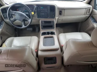 2005 GMC Yukon XL SLT with VIN 3GKFK16Z75G227760, listed as a Copart auction lot 44544015 with 204,858 mi miles and Salvage Title. Bid and sale history available at carsss.com. Image 8.