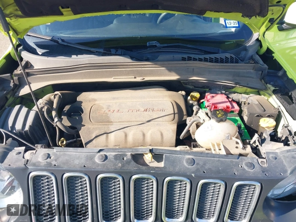 2018 Jeep Renegade Latitude with VIN ZACCJABB6JPJ10039, listed as a IAAI auction lot 42341997 with 91,708 mi miles and . Bid and sale history available at DreamBid. Image 10.