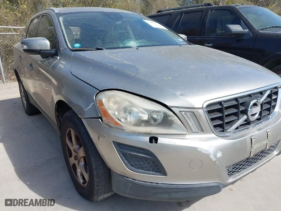 2012 Volvo XC60 3.2L with VIN YV4952DZ5C2288519, listed as a IAAI auction lot 41868577 with 120,601 mi miles. Bid and sale history available at carsss.com. Image 13.