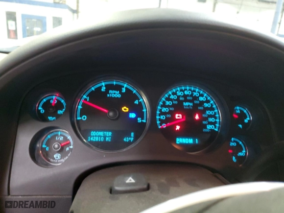 2009 GMC Sierra 2500HD SLT with VIN 1GTHK63679F118461, listed as a Copart auction lot 44075925 with 142,810 mi miles and Salvage Title. Bid and sale history available at carsss.com. Image 9.