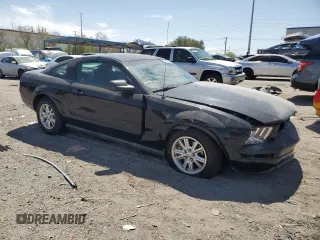 2008 Ford Mustang Deluxe with VIN 1ZVHT80N585161640, listed as a Copart auction lot 58760115 with 137,333 mi miles and Salvage title. Bid and sale history available at DreamBid. Image 4.