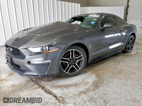 2020 Ford Mustang EcoBoost z VIN 1FA6P8TH7L5159827, wystawiony jako Copart lot #61649665 z przebiegiem 59 453 mil mil oraz Czysty tytuł • Clean title. Historia ofert i sprzedaży dostępna na DreamBid. Obrazek 1.