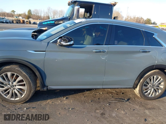 2023 Infiniti QX50 Luxe with VIN 3PCAJ5BA9PF109749, listed as a IAAI auction lot 41480886 with 31,157 mi miles and . Bid and sale history available at DreamBid. Image 14.