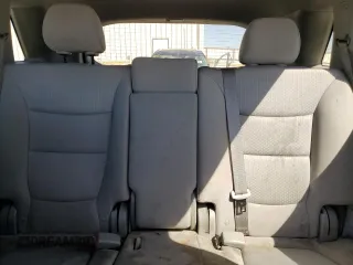 2012 Kia Sorento LX z VIN 5XYKT3A12CG241520, wystawiony jako Copart lot #49738575 z przebiegiem 110 486 mil mil oraz Czysty tytuł • Clean title. Historia ofert i sprzedaży dostępna na DreamBid. Obrazek 10.
