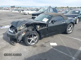 2008 Saturn Sky with VIN 1G8MC35B58Y116032, listed as a IAAI auction lot 40984700 with 1 mi miles. Bid and sale history available at carsss.com. Image 17.