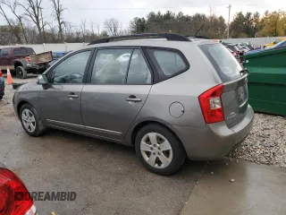 2010 Kia Rondo LX with VIN KNAHG8C80A7300724, listed as a Copart auction lot 78953124 with 136,143 mi miles and Clean Title. Bid and sale history available at carsss.com. Image 2.