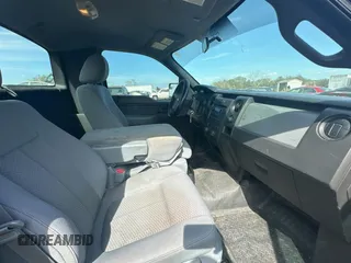 2013 Ford F-150 XL with VIN 1FTMF1CM7DFE09796, listed as a Copart auction lot 44408095 with 67,872 mi miles and Clean title. Bid and sale history available at DreamBid. Image 5.