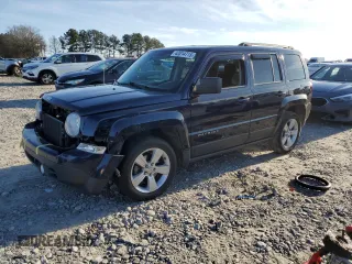 2013 Jeep Patriot Latitude with VIN 1C4NJPFB1DD191673, listed as a Copart auction lot 42014715 with 141,349 mi miles and Salvage Title. Bid and sale history available at carsss.com. Image 1.