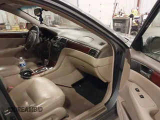 2003 Lexus ES 300 with VIN JTHBF30G630136397, listed as a IAAI auction lot 41968248 with 161,242 mi miles and . Bid and sale history available at carsss.com. Image 5.