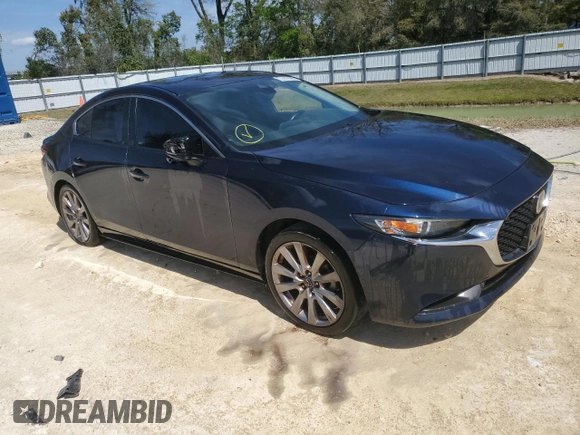 2021 Mazda 3 Select with VIN JM1BPABL1M1320641, listed as a Copart auction lot 48320235 with Not Provided miles and Clean Title. Bid and sale history available at DreamBid. Image 4.