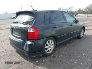 2005 Kia Spectra with VIN KNAFE161555093364, listed as a IAAI auction lot 41465930 with 190,769 mi miles. Bid and sale history available at carsss.com. Image 4.