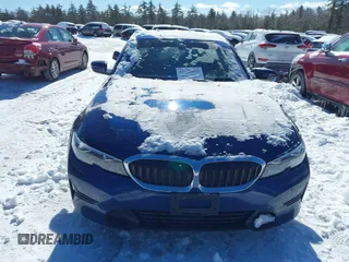 2019 BMW 3 Series 330i xDrive with VIN WBA5R7C59KAJ82495, listed as a IAAI auction lot 41597332 with 79,192 mi miles. Bid and sale history available at carsss.com. Image 13.