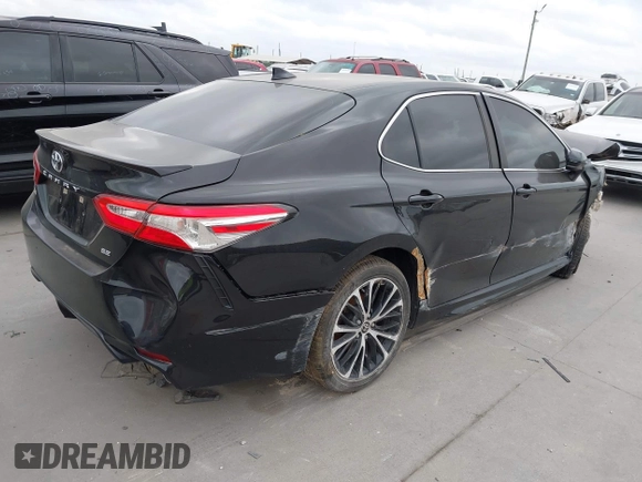 2020 Toyota Camry SE with VIN 4T1G11AK9LU946138, listed as a IAAI auction lot 42052004 with 99,583 mi miles. Bid and sale history available at carsss.com. Image 4.