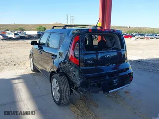 2017 Kia Soul + with VIN KNDJP3A55H7462679, listed as a IAAI auction lot 41985241 with 118,186 mi miles. Bid and sale history available at carsss.com. Image 3.