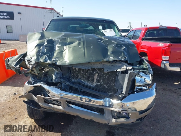 2000 Ford Excursion Limited с VIN 1FMNU43S5YEC18413, выставлен на аукционе IAAI как лот 41972353 с пробегом 99 531 миль миль и . История ставок и продаж доступна на DreamBid. Изображение 12.
