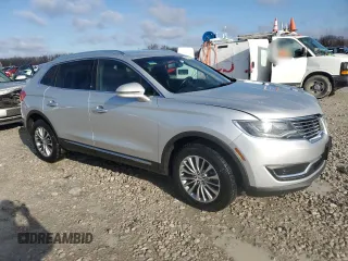 2017 Lincoln MKX Select with VIN 2LMPJ8KR1HBL20427, listed as a Copart auction lot 84268754 with 91,171 mi miles and Salvage Title. Bid and sale history available at carsss.com. Image 4.