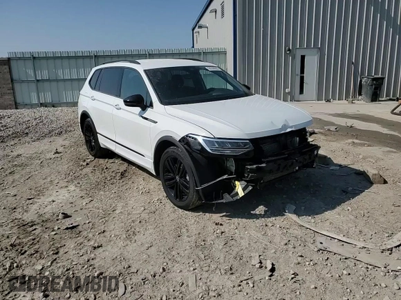 2022 Volkswagen Tiguan SE R-Line Black с VIN 3VVCB7AX8NM007554, выставлен на аукционе Copart как лот 59769555 с пробегом 65 679 миль миль и Списание • Salvage title. История ставок и продаж доступна на DreamBid. Изображение 15.