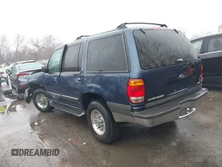 2000 Ford Explorer XLT z VIN 1FMZU73X0YZC01123, wystawiony jako IAAI lot #41487199 z przebiegiem 143 697 mil mil oraz . Historia ofert i sprzedaży dostępna na DreamBid. Obrazek 3.