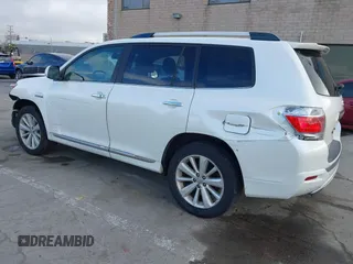 2011 Toyota Highlander Limited with VIN JTEDC3EHXB2002186, listed as a IAAI auction lot 41645915 with 367,650 mi miles and . Bid and sale history available at DreamBid. Image 3.
