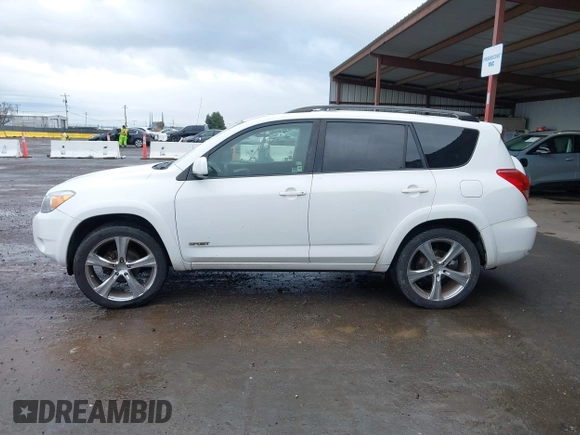 2007 Toyota RAV4 Sport with VIN JTMZD32VX76030877, listed as a IAAI auction lot 41514536 with 187,267 mi miles. Bid and sale history available at carsss.com. Image 15.