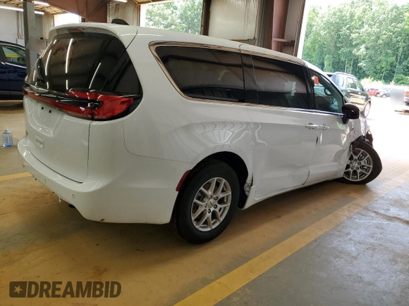2025 Chrysler Pacifica Select with VIN 2C4RC1BG2SR553241, listed as a Copart auction lot 57602525 with Not provided miles and Non repairable. Bid and sale history available at DreamBid. Image 3.
