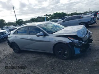 2022 Hyundai Elantra SEL with VIN 5NPLM4AG4NH057669, listed as a IAAI auction lot 41650329 with 14,763 mi miles and . Bid and sale history available at DreamBid. Image 13.