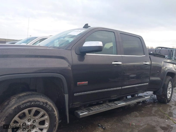 2015 GMC Sierra 1500 SLE with VIN 3GTU2UEC0FG353154, listed as a IAAI auction lot 41640206 with 110,957 mi miles. Bid and sale history available at carsss.com. Image 15.