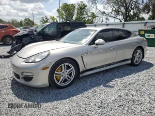 2011 Porsche Panamera с VIN WP0AA2A73BL010872, выставлен на аукционе Copart как лот 57940475 с пробегом 133 127 миль миль и Чистый • Clean title. История ставок и продаж доступна на DreamBid. Изображение 1.