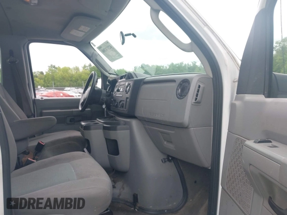 2013 Ford Econoline Passenger XL with VIN 1FBSS3BL8DDA76905, listed as a IAAI auction lot 42338386 with 170,674 mi miles and . Bid and sale history available at DreamBid. Image 5.