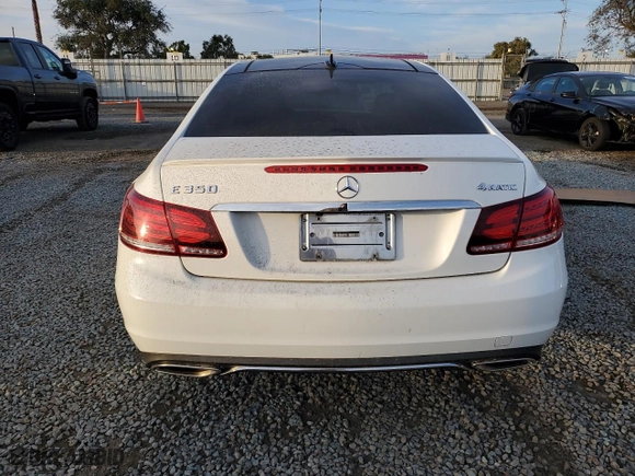 2014 Mercedes-Benz E-Class E 350 with VIN WDDKJ8JBXEF264163, listed as a Copart auction lot 45166355 with 72,992 mi miles and Salvage Title. Bid and sale history available at carsss.com. Image 6.