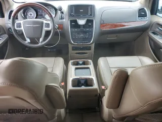 2016 Chrysler Town & Country Limited Platinum with VIN 2C4RC1GG8GR121964, listed as a Copart auction lot 89053505 with 204,277 mi miles and Salvage Title. Bid and sale history available at carsss.com. Image 8.