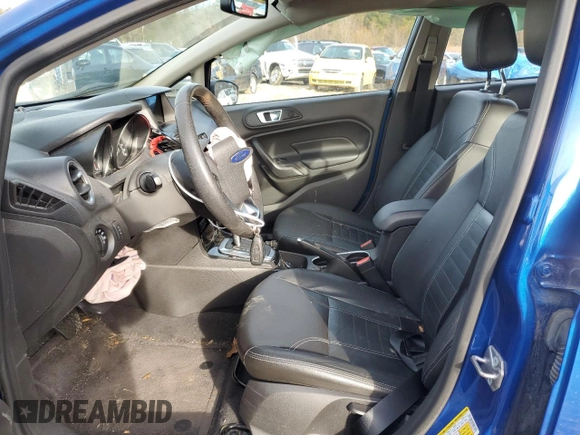 2018 Ford Fiesta Titanium z VIN 3FADP4FJ5JM111183, wystawiony jako Copart lot #41426244 z przebiegiem 77 525 mil mil oraz . Historia ofert i sprzedaży dostępna na DreamBid. Obrazek 7.