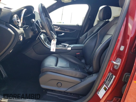 2019 Mercedes-Benz GLC 300 z VIN WDC0G4JB1KF590528, wystawiony jako Copart lot #58252585 z przebiegiem 65 623 mil mil oraz Nie do naprawy • Non repairable. Historia ofert i sprzedaży dostępna na DreamBid. Obrazek 7.