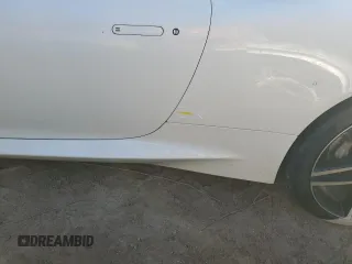 2016 Aston Martin DB9 z VIN SCFFDAFM1GGB17218, wystawiony jako Copart lot #78536404 z przebiegiem Nie podano mil oraz Nie do naprawy. Historia ofert i sprzedaży dostępna na DreamBid. Obrazek 12.