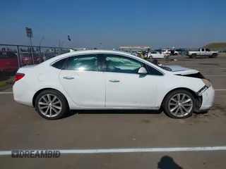 2014 Buick Verano Convenience Group with VIN 1G4PR5SK7E4118123, listed as a IAAI auction lot 41456111 with 221,488 mi miles. Bid and sale history available at carsss.com. Image 13.