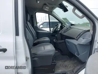 2019 Ford Transit z VIN 1FTYE1YM2KKA11865, wystawiony jako IAAI lot #42057856 z przebiegiem 71 214 mil mil oraz . Historia ofert i sprzedaży dostępna na DreamBid. Obrazek 5.