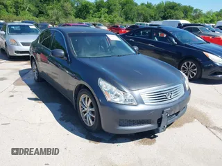 2008 Infiniti G35 Sedan x with VIN JNKBV61F98M251005, listed as a IAAI auction lot 42063204 with 261,387 mi miles. Bid and sale history available at carsss.com. Image 1.