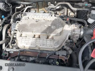 2005 Honda Odyssey EX-L with VIN 5FNRL38645B421253, listed as a IAAI auction lot 42106184 with 157,717 mi miles. Bid and sale history available at carsss.com. Image 6.
