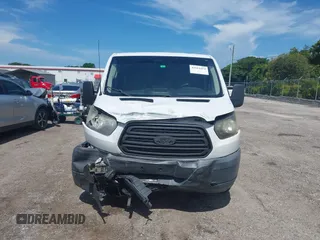 2016 Ford Transit Cargo с VIN 1FTYR1YM2GKB07832, выставлен на аукционе IAAI как лот 42614414 с пробегом Не указан миль и . История ставок и продаж доступна на DreamBid. Изображение 12.