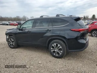 2022 Toyota Highlander XLE z VIN 5TDHZRBH5NS584920, wystawiony jako Copart lot #54503915 z przebiegiem 24 535 mil mil oraz Szkoda całkowita • Salvage title. Historia ofert i sprzedaży dostępna na DreamBid. Obrazek 2.