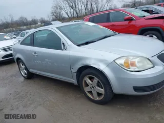 2007 Pontiac G5 with VIN 1G2AL15F977360713, listed as a IAAI auction lot 41994357 with 175,204 mi miles. Bid and sale history available at carsss.com. Image 13.