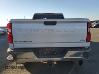 2021 Chevrolet Silverado 3500HD LTZ with VIN 1GC4YUEY5MF170471, listed as a Copart auction lot 89367555 with 39,347 mi miles and Salvage Title. Bid and sale history available at DreamBid. Image 6.