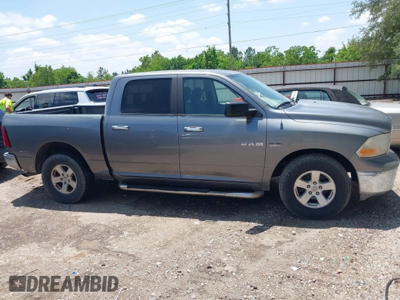 2009 Dodge 1500 SLT z VIN 1D3HB13T69S785965, wystawiony jako IAAI lot #42188507 z przebiegiem 225 314 mil mil oraz . Historia ofert i sprzedaży dostępna na DreamBid. Obrazek 13.