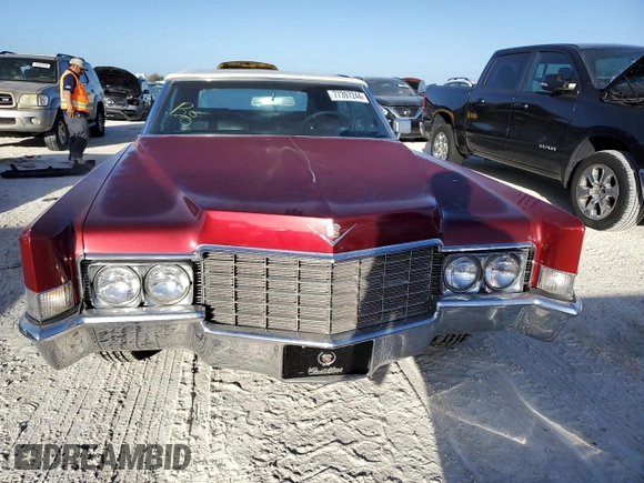 1969 Cadillac DeVille z VIN F9206444, wystawiony jako Copart lot #77397244 z przebiegiem 5 217 mil mil oraz Szkoda całkowita • Salvage title. Historia ofert i sprzedaży dostępna na DreamBid. Obrazek 5.