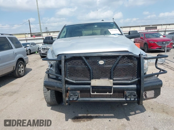 2018 Ram 2500 Tradesman with VIN 3C6UR4HL3JG325551, listed as a IAAI auction lot 42171102 with 306,153 mi miles and . Bid and sale history available at DreamBid. Image 12.