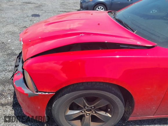 2011 Dodge Charger SE z VIN 2B3CL3CG5BH608062, wystawiony jako IAAI lot #42547136 z przebiegiem Nie podano mil oraz . Historia ofert i sprzedaży dostępna na DreamBid. Obrazek 6.