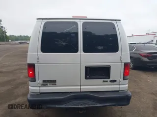 2013 Ford Econoline Cargo Commercial z VIN 1FTNE2EW6DDA13611, wystawiony jako IAAI lot #42237700 z przebiegiem 188 346 mil mil oraz . Historia ofert i sprzedaży dostępna na DreamBid. Obrazek 16.