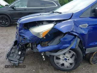 2016 Ford Escape S с VIN 1FMCU0F74GUA76759, выставлен на аукционе IAAI как лот 42236052 с пробегом 141 927 миль миль и . История ставок и продаж доступна на DreamBid. Изображение 17.